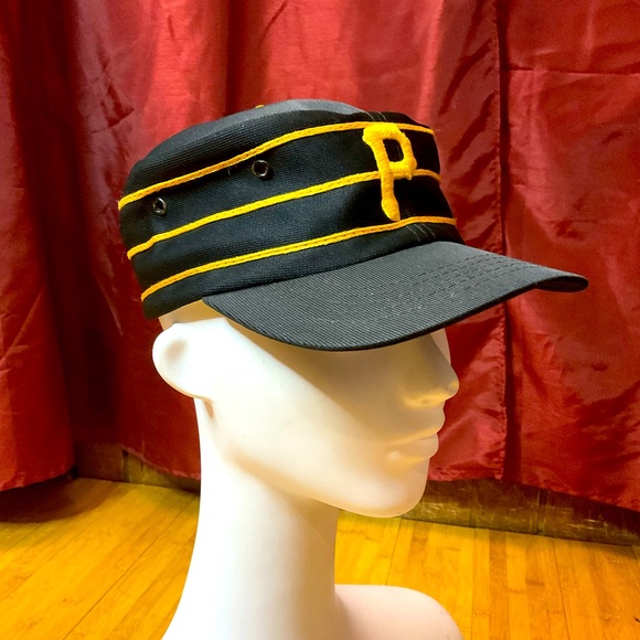 Vintage 7s Pittsburgh Pirates Pillbox 